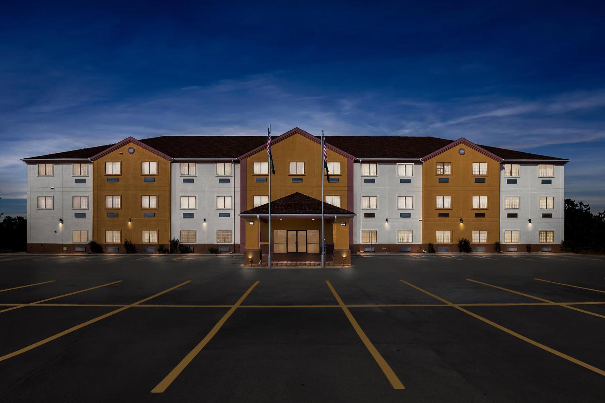 Quality Inn & Suites Mcalester Exterior foto