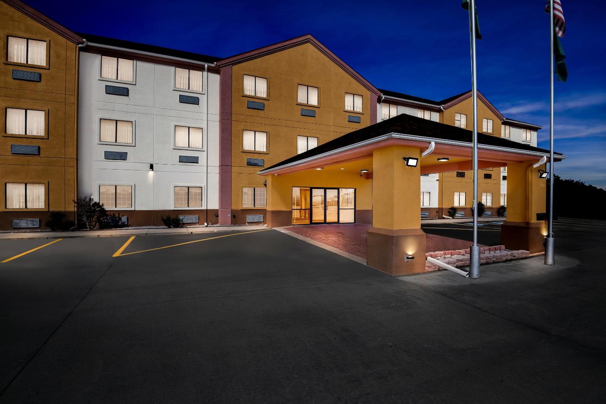 Quality Inn & Suites Mcalester Exterior foto